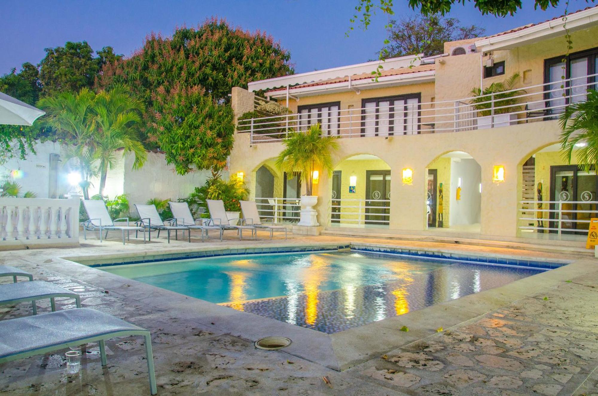 Santorini Casablanca Resort Papares 外观 照片